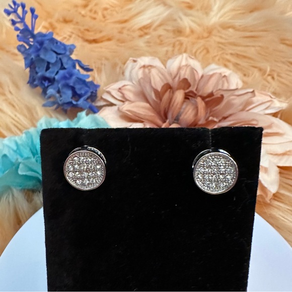 Micro Pave Crystal Disc Stud Earring NEW! - Picture 5 of 6